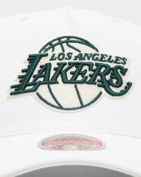 Mitchell & Ness Los Angeles Lakers 'State Of Mind' Snapback Vintage White
