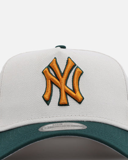 New Era New York Yankees 'Autumn Hue' 9FORTY A-Frame Snapback Stone/Dark Green