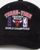 Mitchell & Ness Chicago Bulls 3 Time OG Corduroy Snapback Black