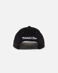 Mitchell & Ness Chicago Bulls 3 Time OG Corduroy Snapback Black