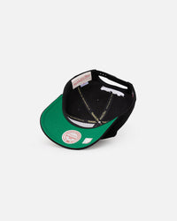 Mitchell & Ness Chicago Bulls 3 Time OG Corduroy Snapback Black