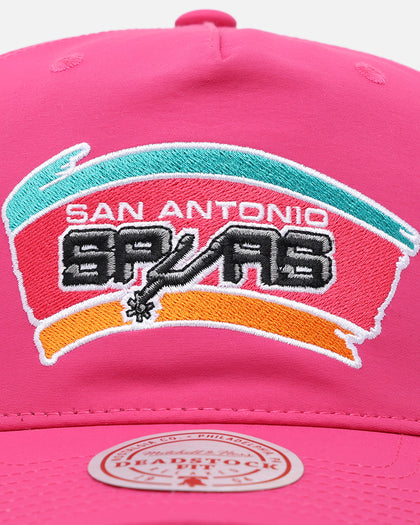 Mitchell & Ness San Antonio Spurs Retro Matte Nylon Origins Snapback Pink