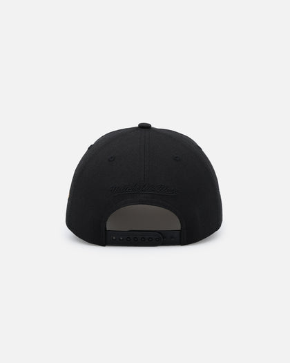 Mitchell & Ness Chicago Bulls 'Year Of The Dragon' Pro Crown Snapback Black