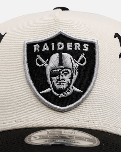 New Era Las Vegas Raiders 'Gothic Script Two Tone' 9FORTY A-Frame Snapback Chrome/Black