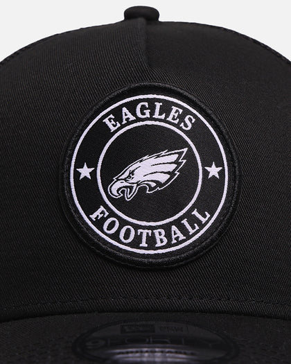New Era Philadelphia Eagles 'Stripe' 9FORTY A-Frame Trucker Snapback Black/White