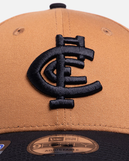 New Era Carlton Blues 'AFL 2026' 9FORTY Strapback Med Beige