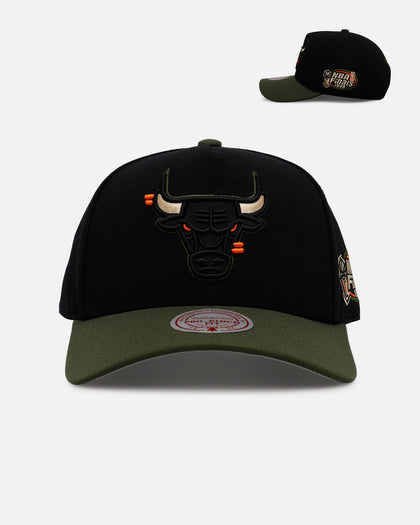 Mitchell & Ness Chicago Bulls 'Olive Cargos' Pro Pinch Snapback Olive/Black