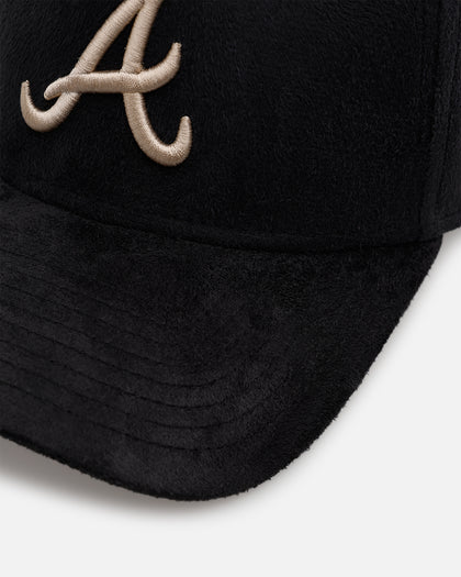 New Era Atlanta Braves 'Suede' 9FORTY A-Frame Strapback Black/Tan
