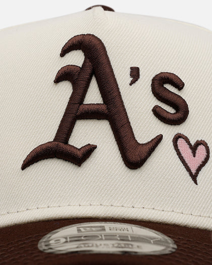 New Era Oakland Athletics 'Pink Satin Pink Hearts Walnut' 9FORTY A-Frame Snapback Chrome/Walnut