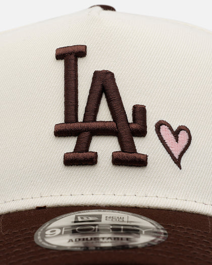 New Era Los Angeles Dodgers 'Pink Satin Pink Hearts Walnut' 9FORTY A-Frame Snapback Chrome/Walnut