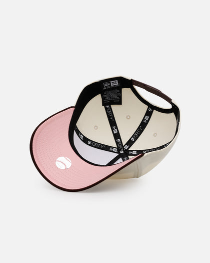 New Era New York Yankees 'Pink Satin Pink Hearts Walnut' 9FORTY A-Frame Snapback Chrome/Walnut