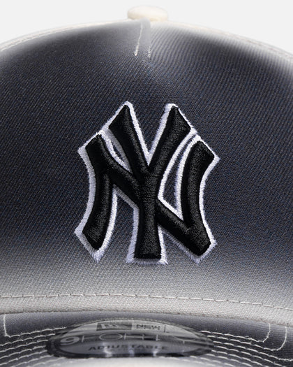 New Era New York Yankees 'Gradient Edge Reverse' 9FORTY A-Frame Snapback Black/White