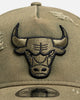 New Era Chicago Bulls 'Distressed Olive' 9FORTY A-Frame Snapback Olive
