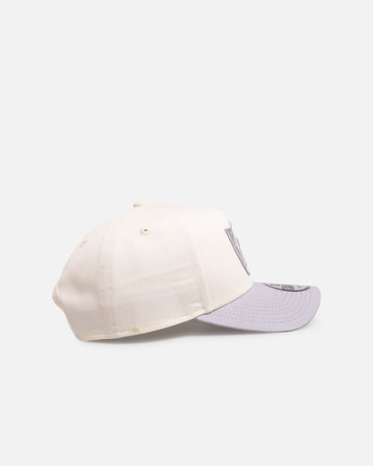 New Era Las Vegas Raiders 'Chrome Grey' 9FORTY A-Frame Snapback White/Silver