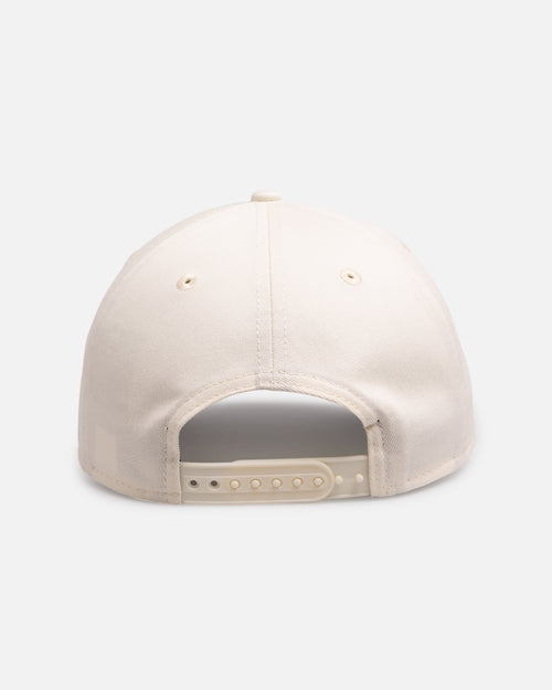 New Era New York Yankees 'Chrome Grey' 9FORTY A-Frame Snapback White/Silver