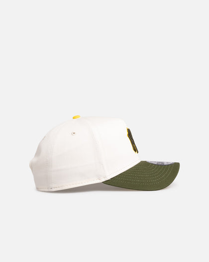 New Era New York Yankees 'Chrome Rig' 9FORTY A-Frame Snapback White/Yellow