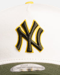 New Era New York Yankees 'Chrome Rig' 9FORTY A-Frame Snapback White/Yellow