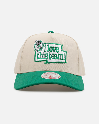 Mitchell & Ness Boston Celtics 'Love' Pro Pinch Snapback OTC