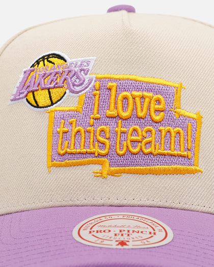 Mitchell & Ness Los Angeles Lakers 'Love' Pro Pinch Snapback OTC