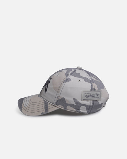 Mitchell & Ness New York Knicks 'Snow Camo' Dad Fit Strapback Snow Camo