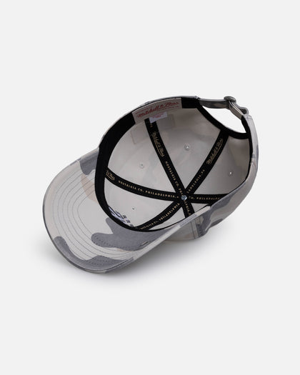Mitchell & Ness New York Knicks 'Snow Camo' Dad Fit Strapback Snow Camo