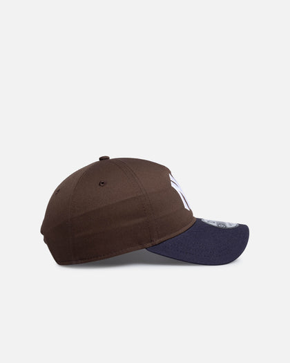 New Era New York Yankees 'Walnut Navy' 9FORTY A-Frame Unstructured Snapback Brown/Blue