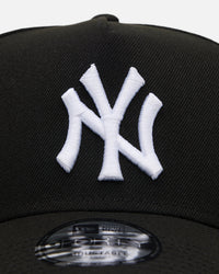 New Era New York Yankees 'Black' 9FORTY A-Frame Snapback Black/White