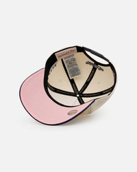 Mitchell & Ness New York Yankees 'Pink Team Logo' Pro Pinch Snapback Off White
