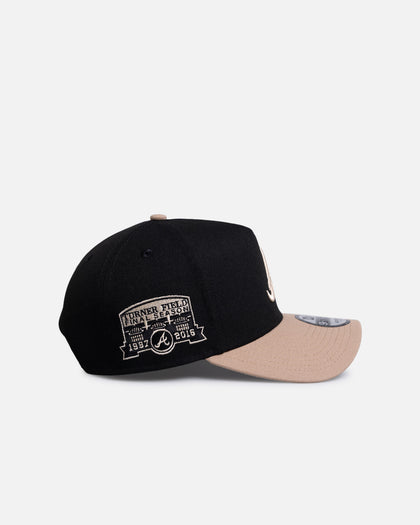 New Era Atlanta Braves 'Black Camel' 9FORTY A-Frame Snapback Black/Camel
