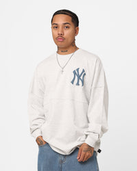 Majestic Athletic New York Yankees Tonal Stark Long Sleeve T-Shirt Vintage White Marle