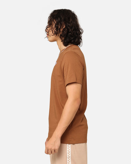 Nike Sportswear Club T-Shirt Light British Tan