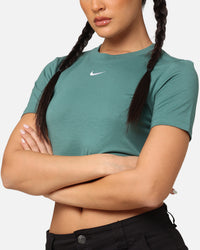 Nike Women's Sportswear Chill Knit Crop T-Shirt Bicoastal/White