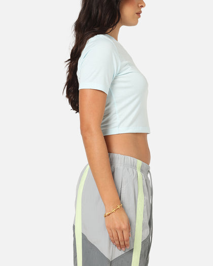 Nike Women's Sportswear Essential Slim Cropped T-Shirt Glacier Blue/White