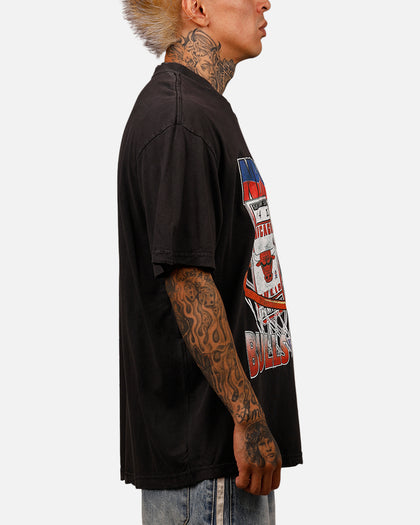 Mitchell & Ness Chicago Bulls Vs Los Angeles Lakers Stub T-Shirt Overdyed Black
