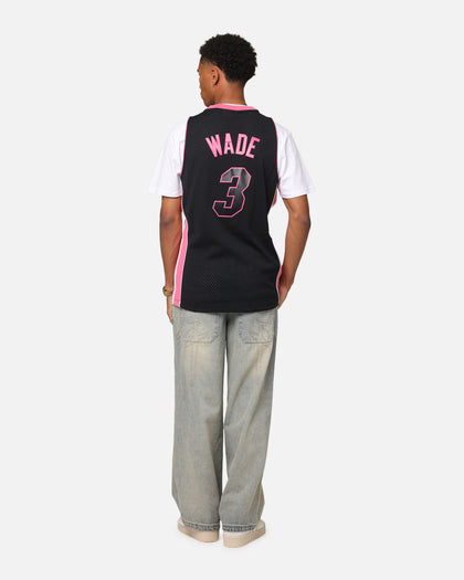 Mitchell & Ness Miami Heat Dwyane Wade 'Volt' 2005 Swing Jersey Black/Pink