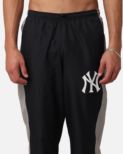New Era New York Yankees 1675 Trackpant Dark Blue