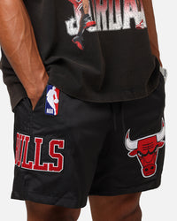 Pro Standard Chicago Bulls Classic Woven Shorts Black