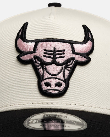 New Era Chicago Bulls "Chrome Black Pink" 9Forty A-Frame Snapback White
