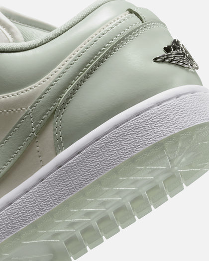Jordan Women's Air Jordan 1 Low SE Sail/Seafoam Metallic Silver