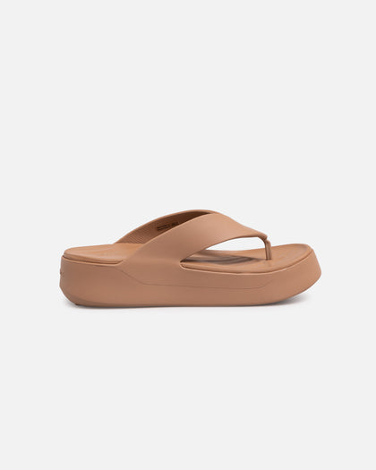 Crocs Women's Getaway Platform Flip Chocolate