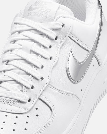 Nike Women's Air Force 1 '07 SE White/Metallic