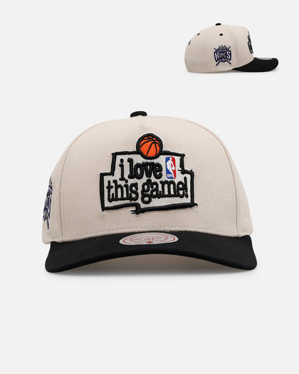 Mitchell & Ness Sacramento Kings 'I Love This Game' Pro Pinch Snapback Natural/Black