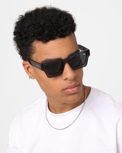 Belvoir & Co Larsson Sunglasses Smoke
