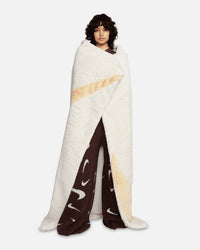 Nike Sportswear Faux Fur Blanket Pale Ivory