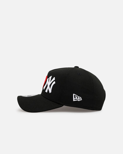 New Era New York Yankees 'Love' 9FORTY A-Frame Snapback Black
