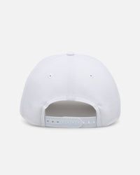 New Era Atlanta Braves 'Easy White' 9FORTY A-Frame Snapback White/White