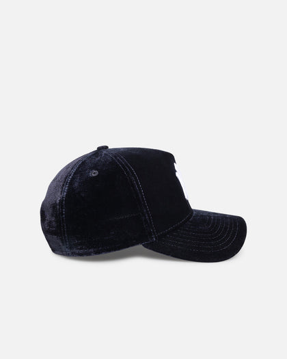 New Era New York Yankees "Velvet Best Of" 9Forty A-Frame Snapback Navy