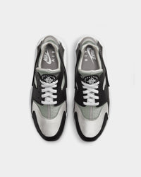 Nike Air Huarache Black/White-Neutral