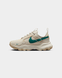Nike Women's TC 7900 Light Orewood Brown/Geode Teal