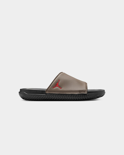 Jordan Play Palomino/Fire Red